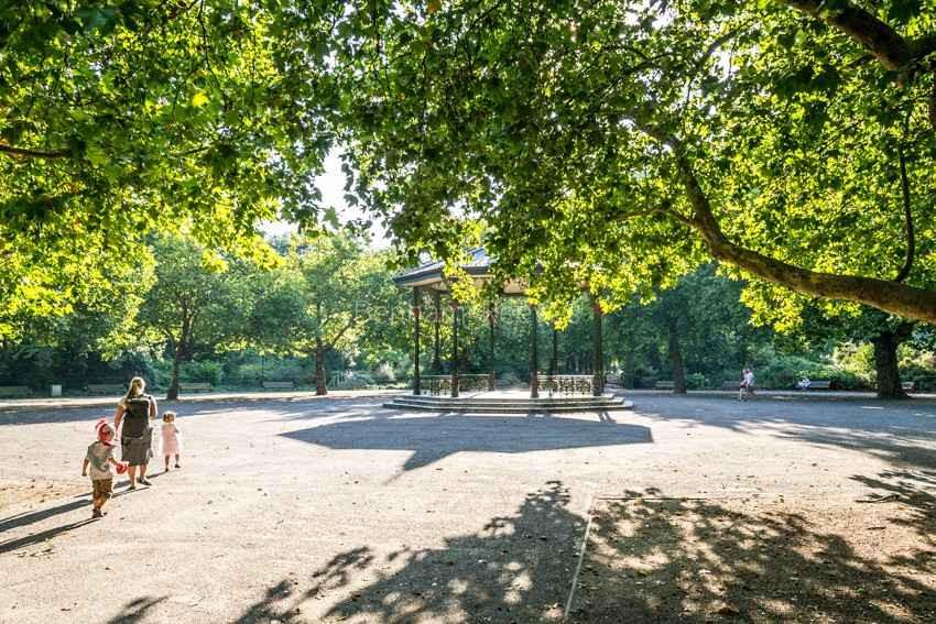 Londone Banner Img 1