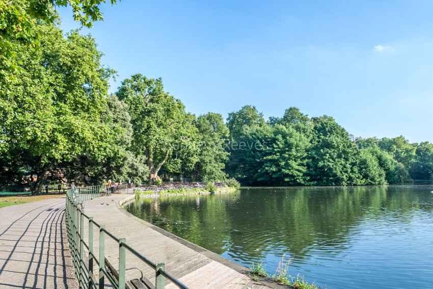 Londone Banner Img 1