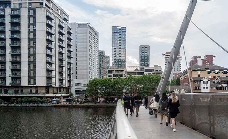 Londone Banner Img 1