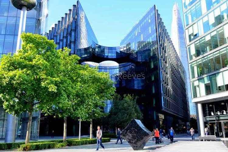 Londone Banner Img 1