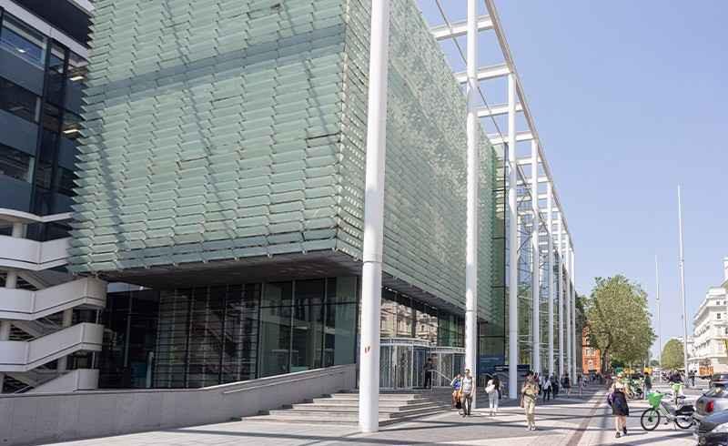 Londone Banner Img 1