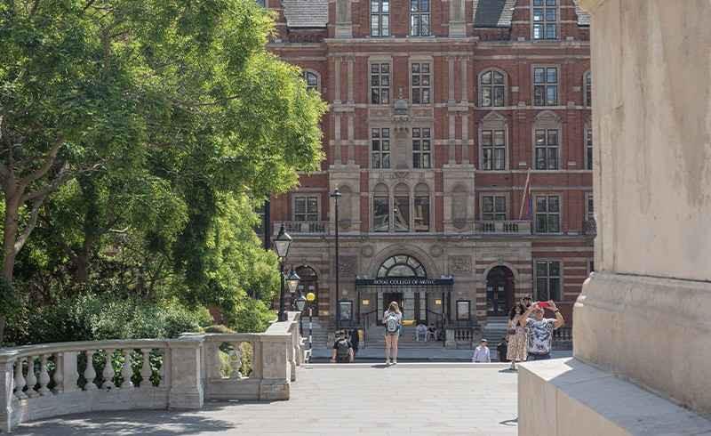 Londone Banner Img 1