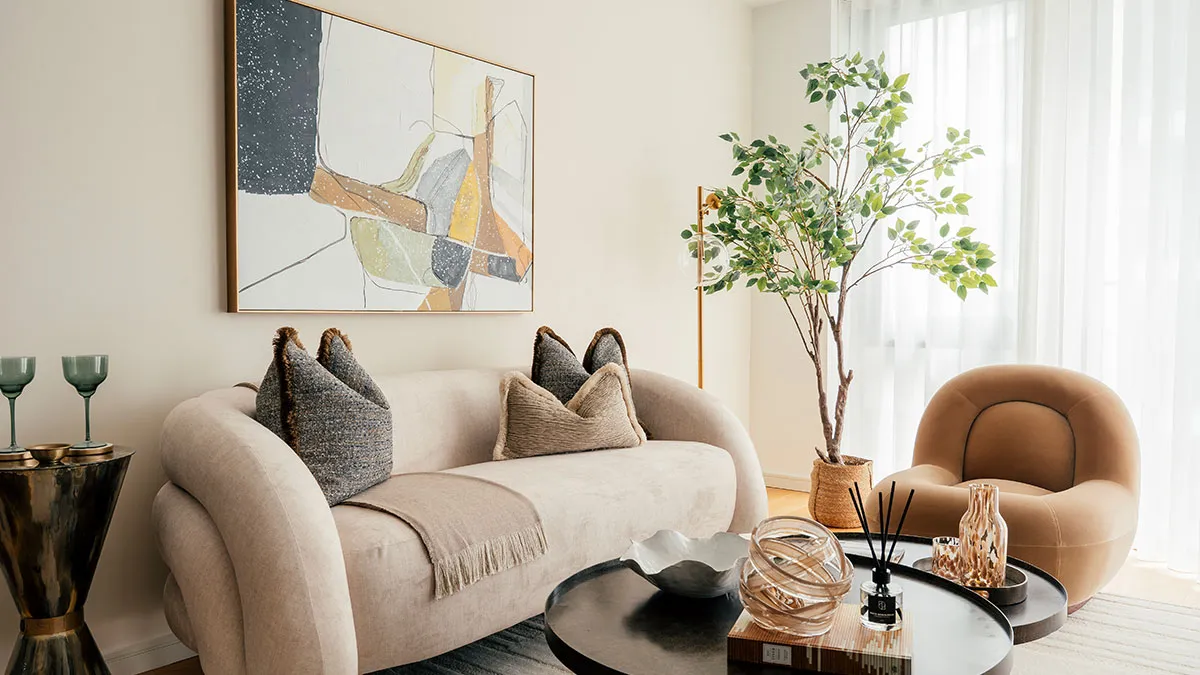 Curved furniture & soft lines