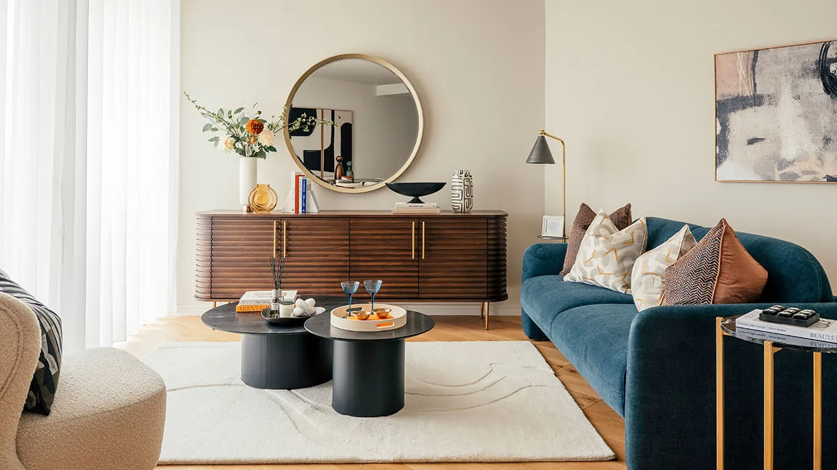 Textural contrast – layered materials